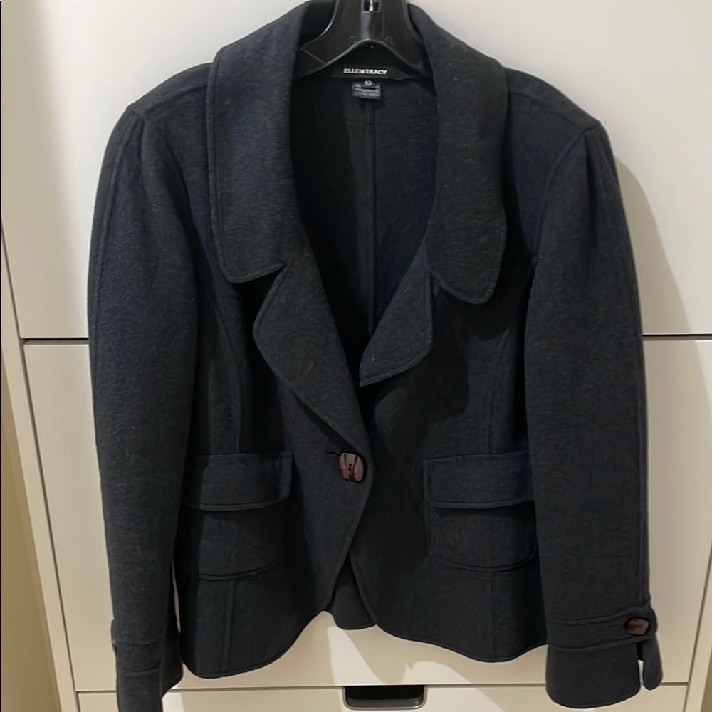 Ellen Tracy charcoal  size 10 Blazer